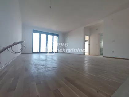 Pregrevica | 4zida.rs