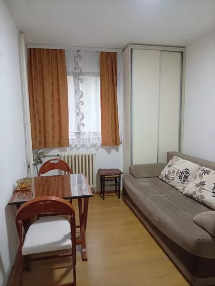 Radnih Akcija 93A | 4zida.rs