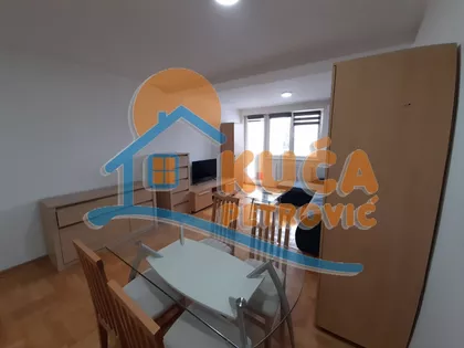 Tome Rosandića | 4zida.rs