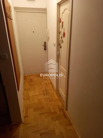 Trstenjakova | 4zida.rs