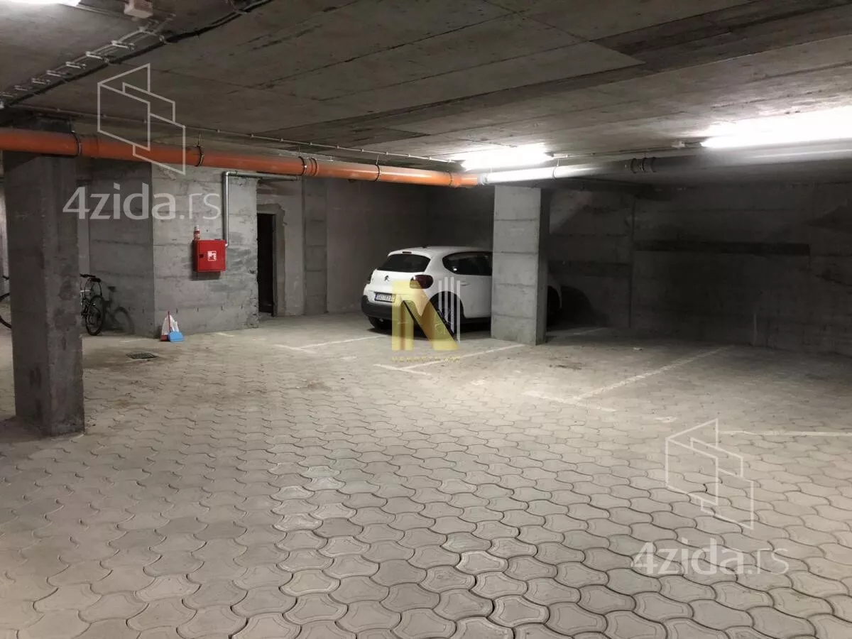 Garaža/Parking | 4zida