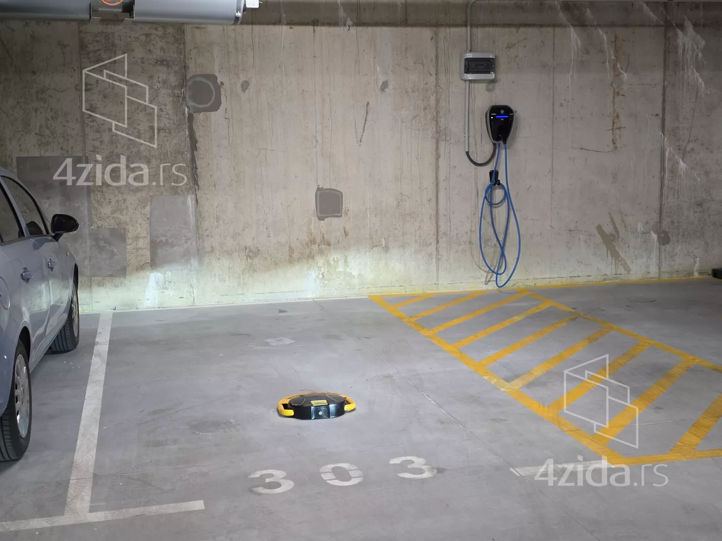 Parking | 4zida