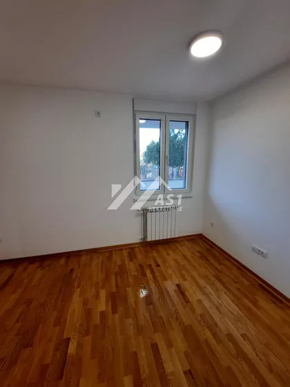 Jastrebačka | 4zida.rs