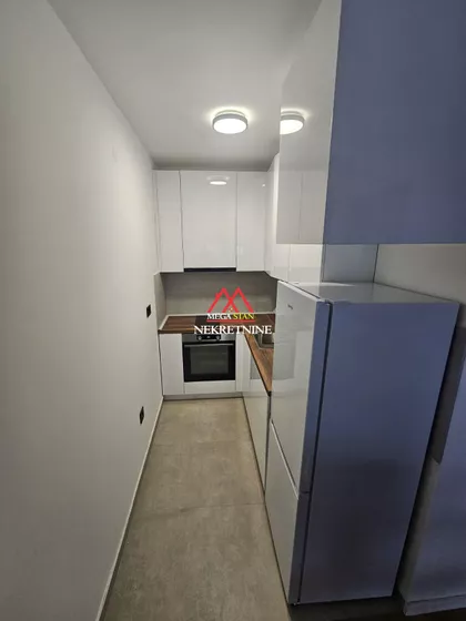 Jožef Atile | 4zida.rs