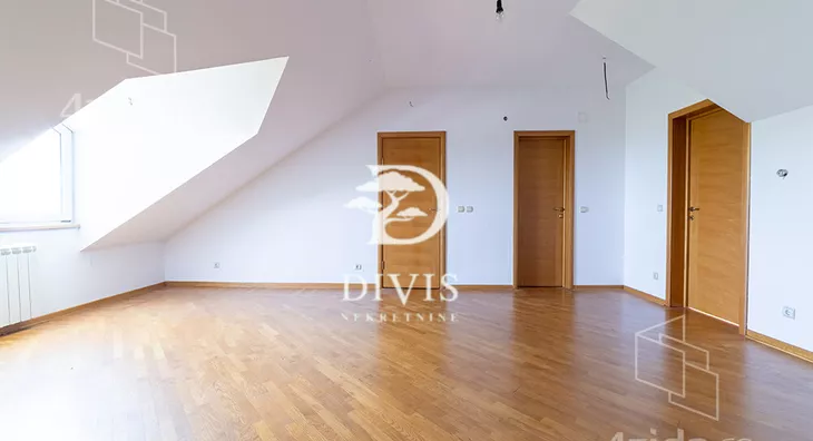4-etažna kuća | 4zida