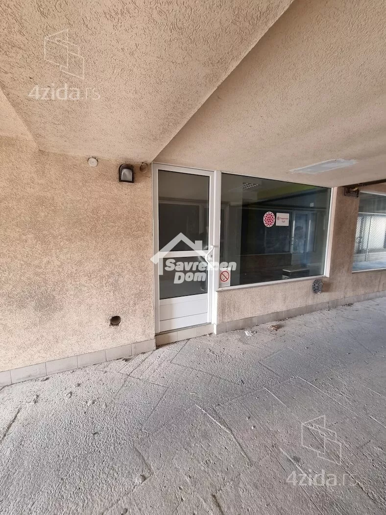 Poslovni prostor | 4zida