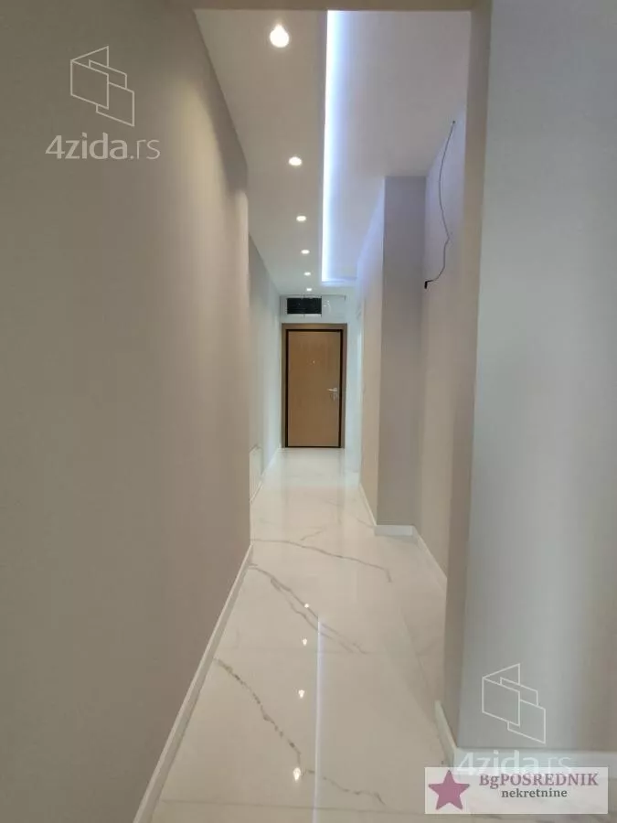 Petosoban stan | 4zida