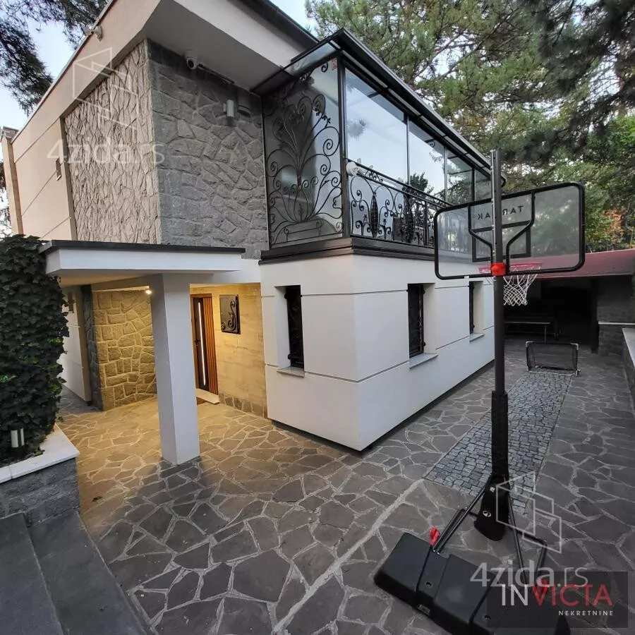 Kuća | 4zida