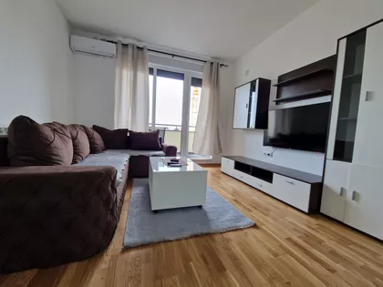 Oslobođenja 2E | 4zida.rs