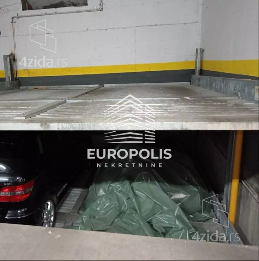 Garaža/Parking | 4zida