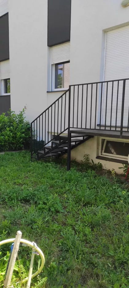 Taska Uzunovića 19b | 4zida.rs
