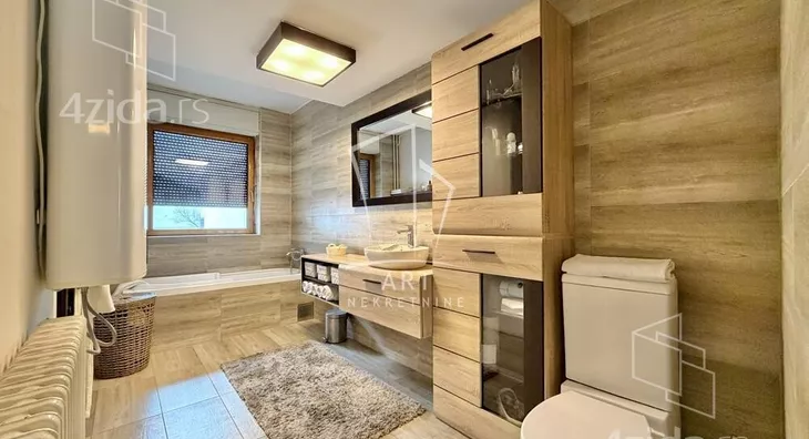 3-etažna kuća | 4zida