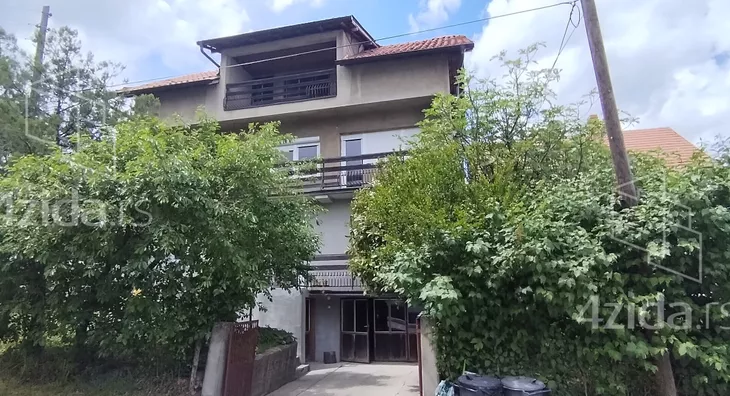 3-etažna kuća | 4zida