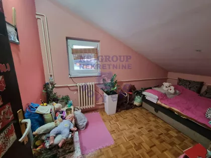 Kaće Dejanović | 4zida.rs