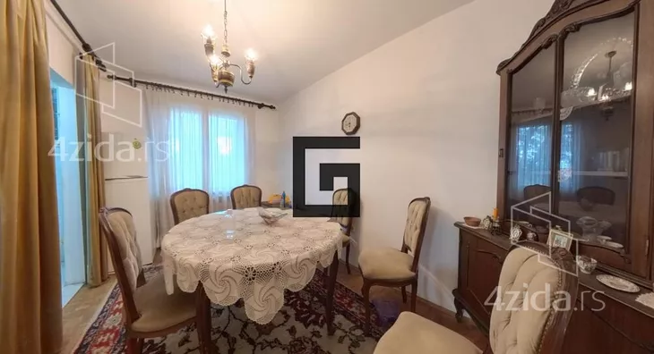 4-etažna kuća | 4zida