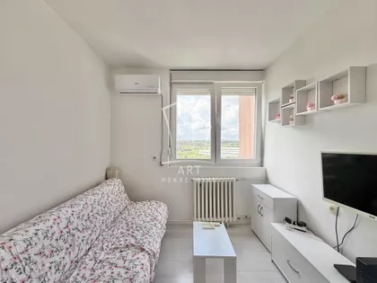 Radnih akcija | 4zida.rs