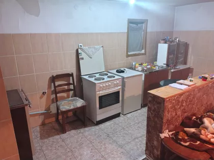 Rasinska 5 | 4zida.rs