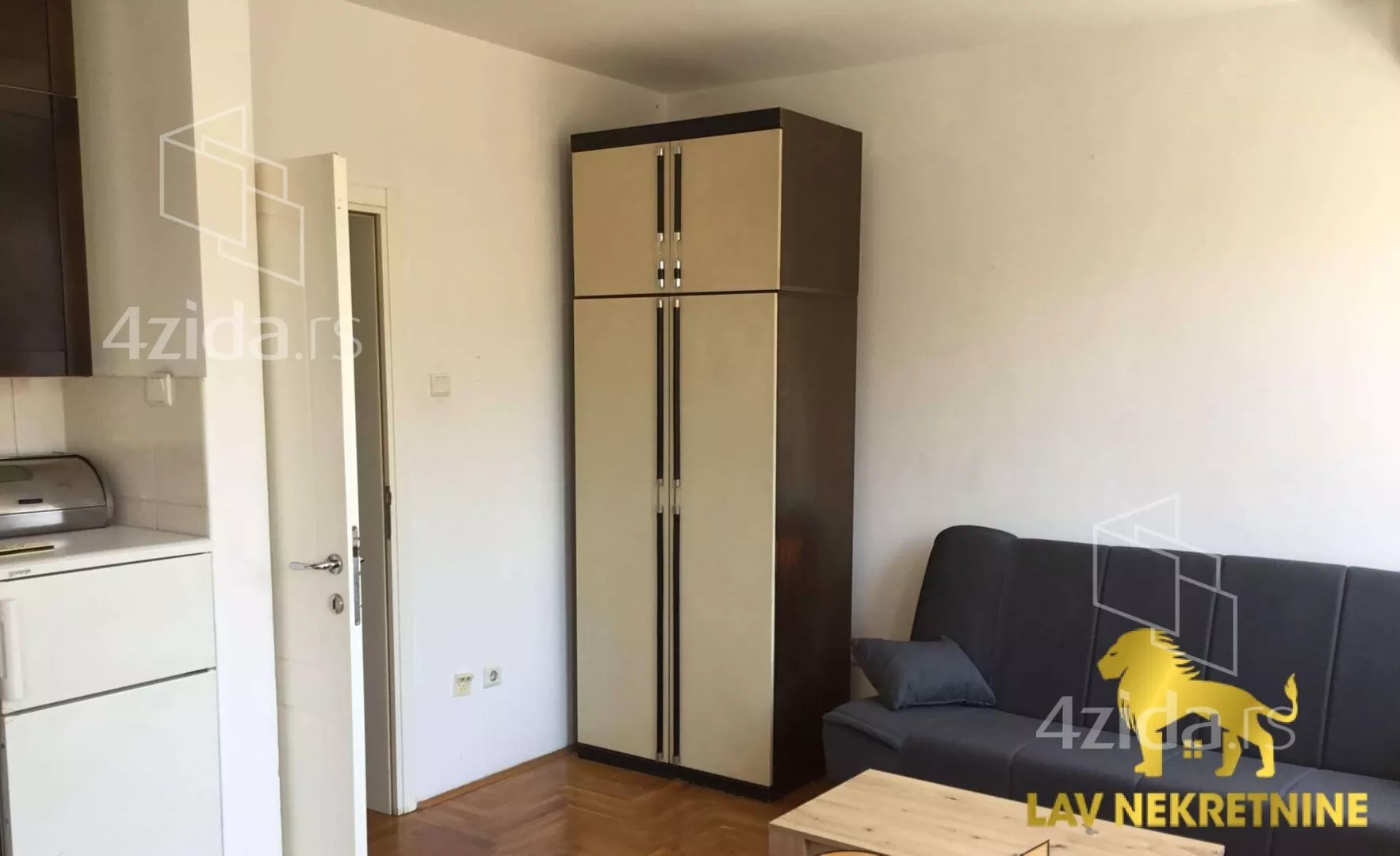 Jednoiposoban stan | 4zida