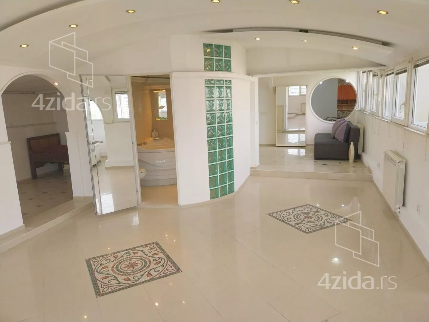 Troiposoban stan | 4zida