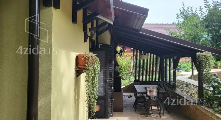 3-etažna kuća | 4zida