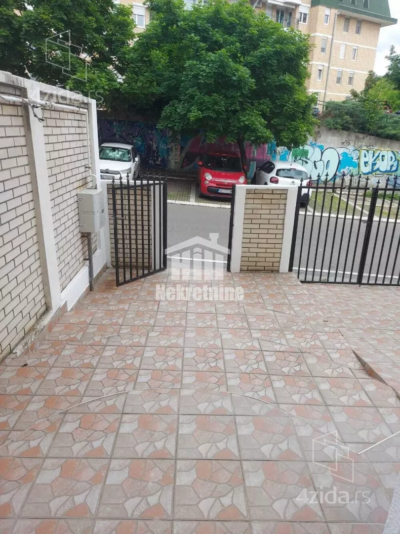 5-etažna kuća | 4zida