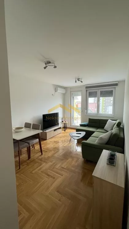 Novi Sad - Centar | 4zida.rs