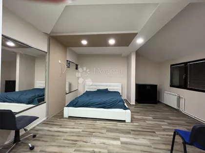 Višnjićeva | 4zida.rs