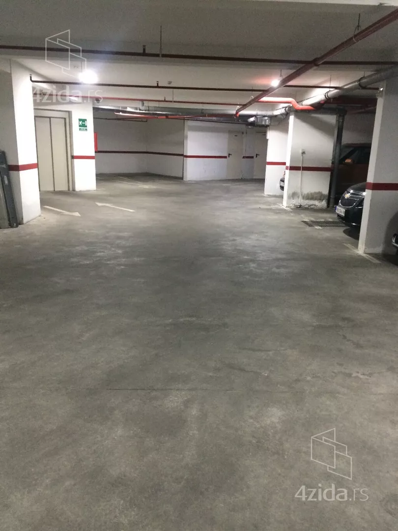 Garaža/Parking | 4zida