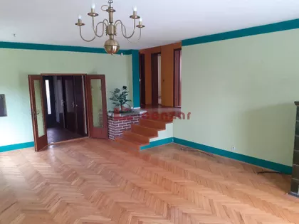 Mali Bajmok | 4zida.rs