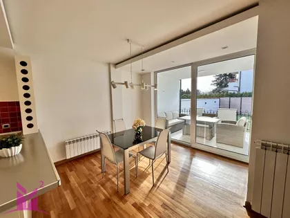 Lipov Gaj | 4zida.rs