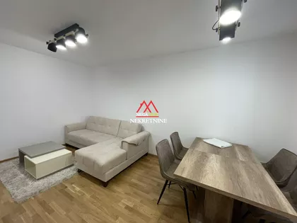 Vase Pelagića | 4zida.rs