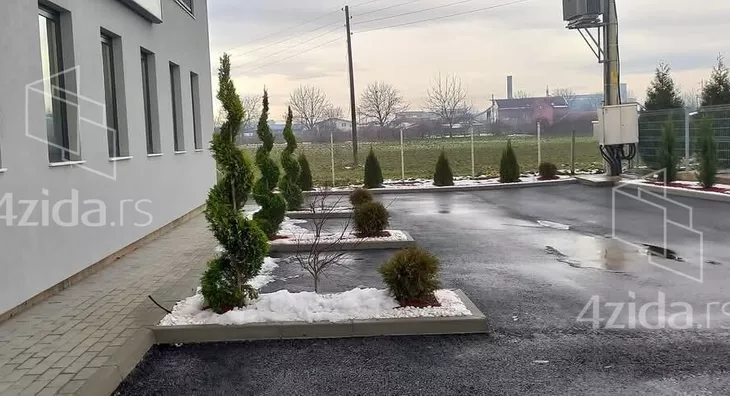 Poslovni prostor | 4zida