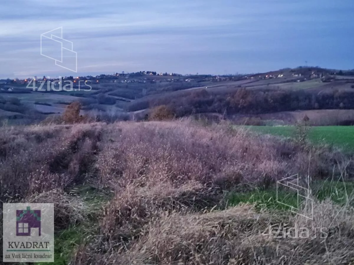Plac | 4zida