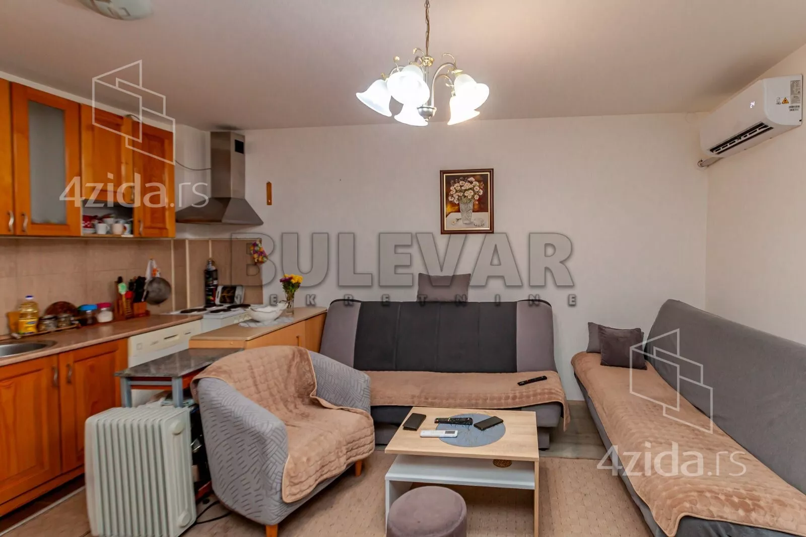 Jednoiposoban stan | 4zida