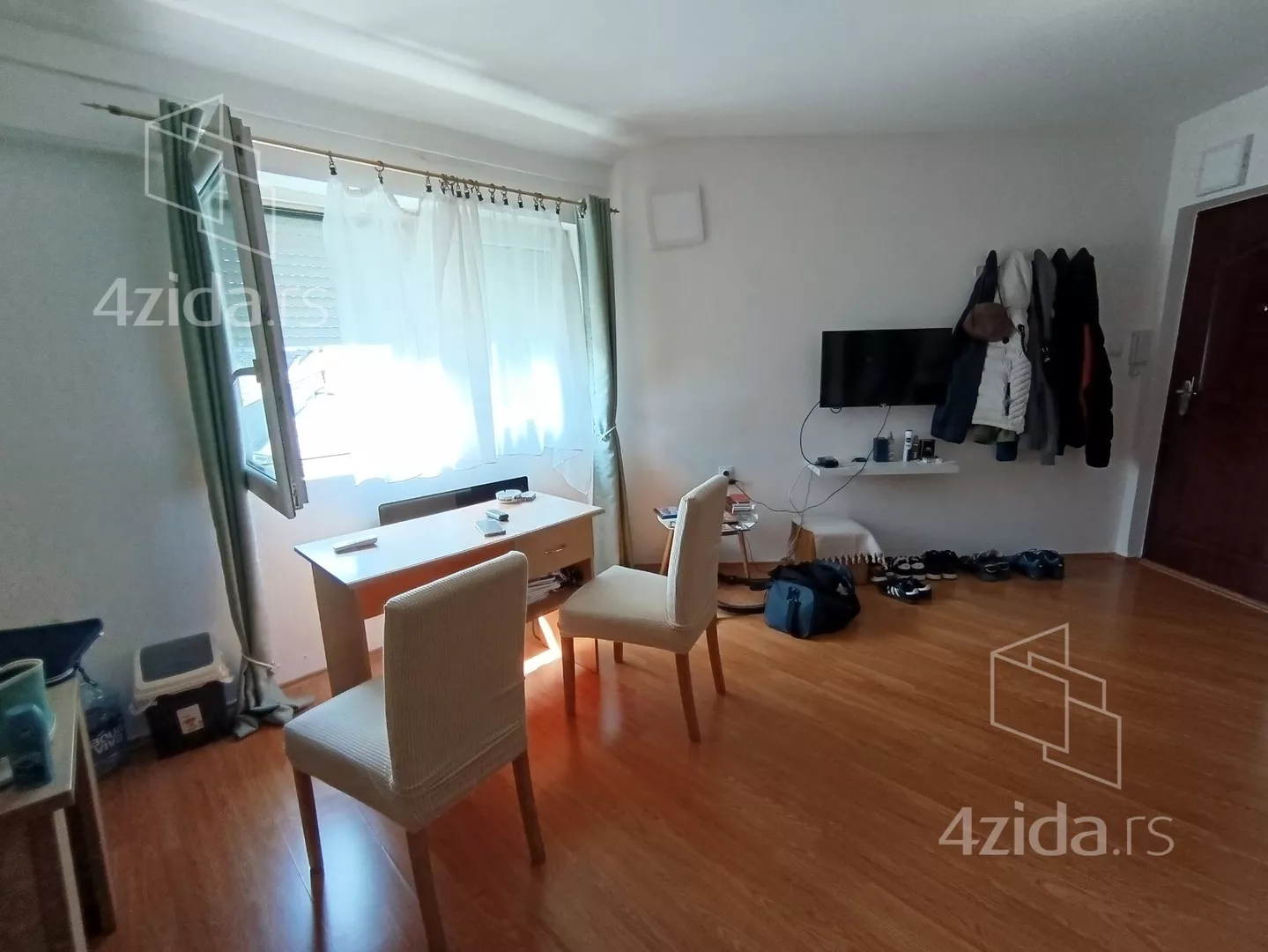 Garsonjera | 4zida