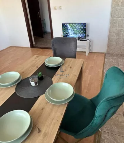 Dušana Radovića | 4zida.rs