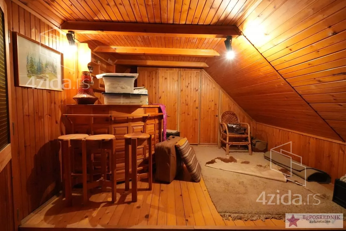 Kuća | 4zida