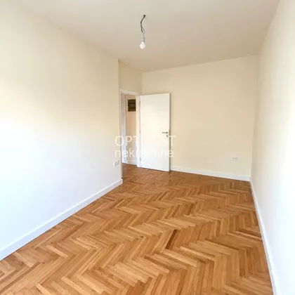 Nika Strugara 1. prilaz | 4zida.rs