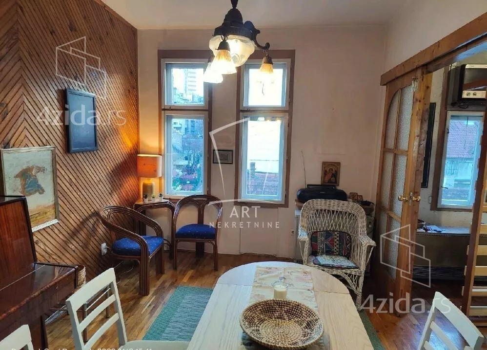 Troiposoban stan | 4zida