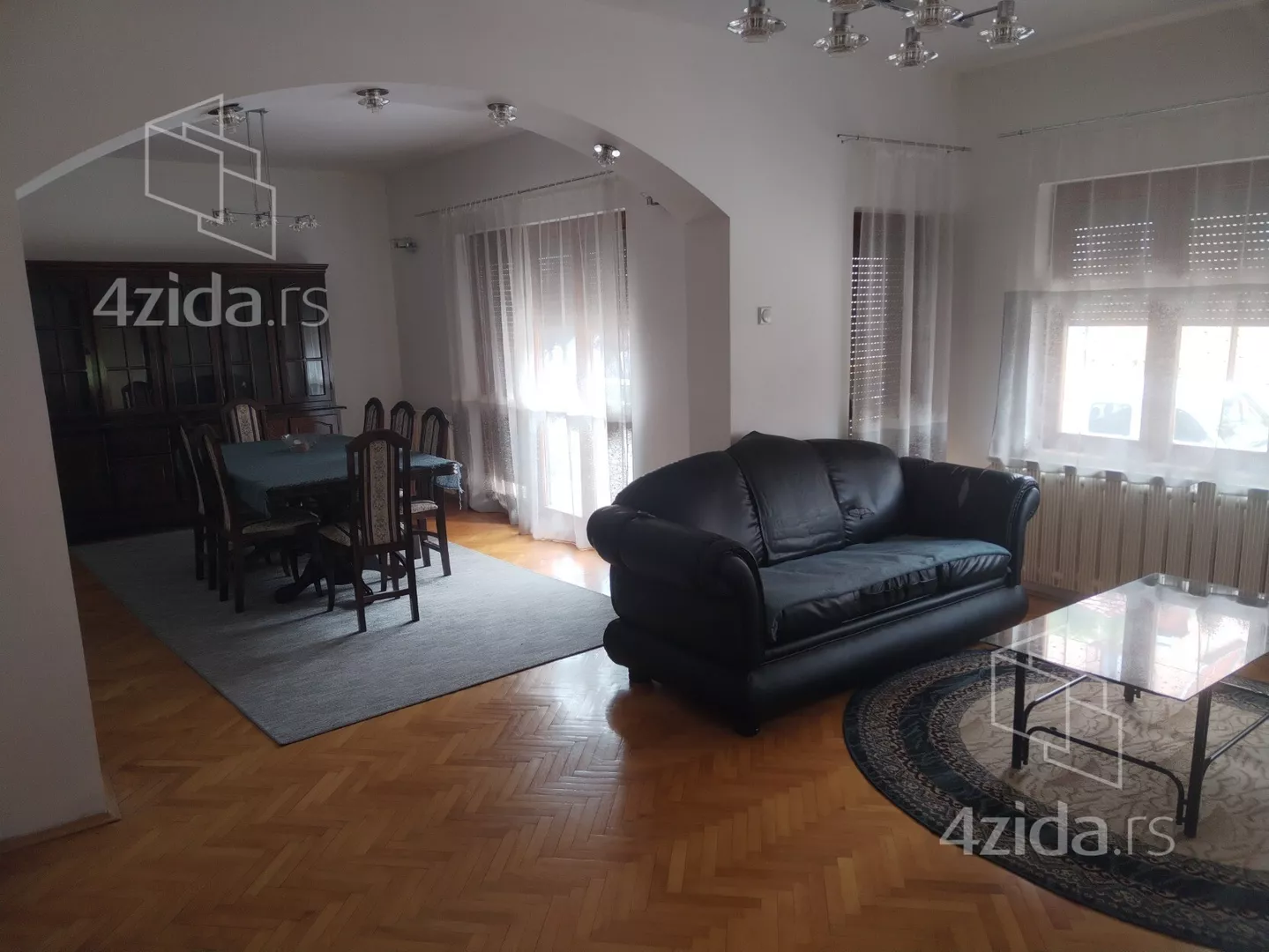 Troiposoban stan | 4zida
