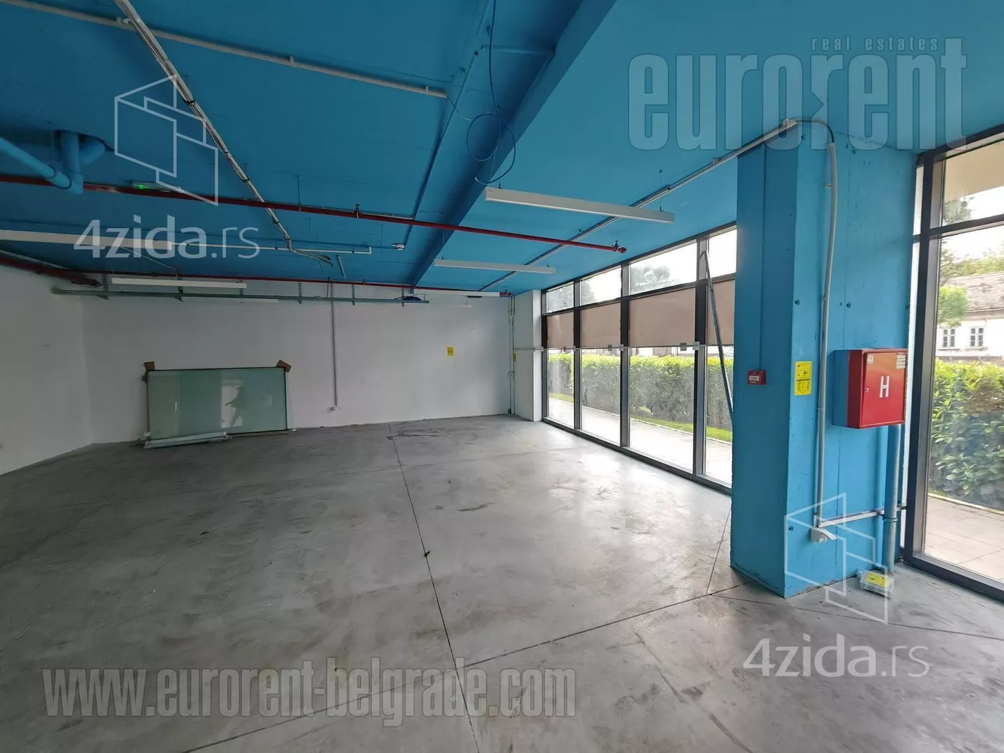 Poslovni prostor | 4zida