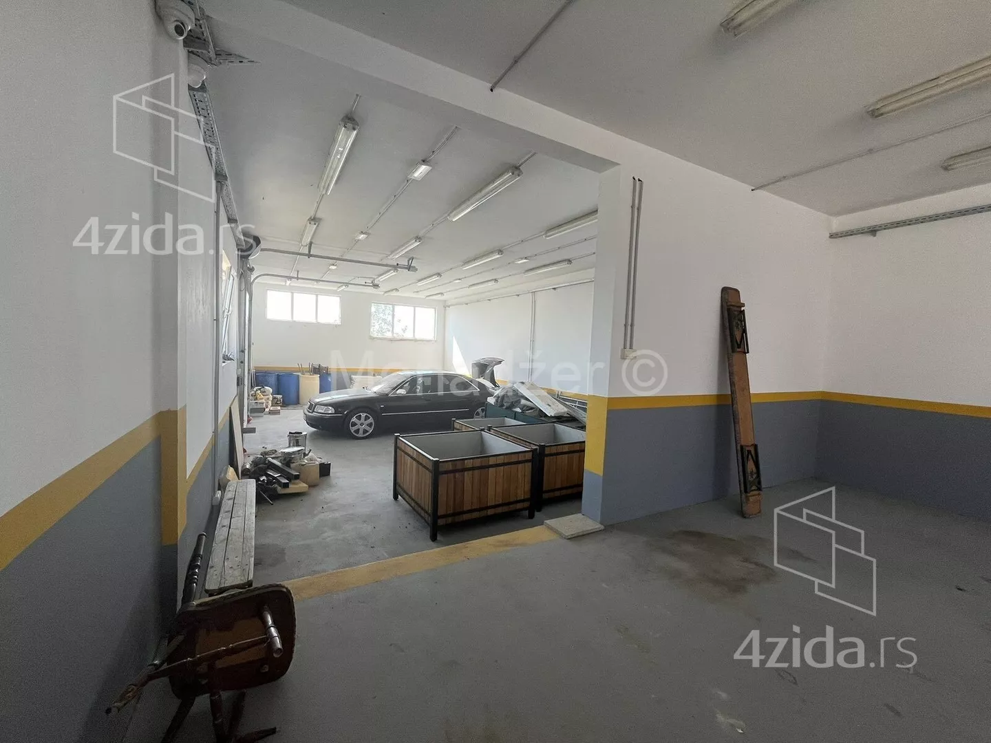 Hala | 4zida