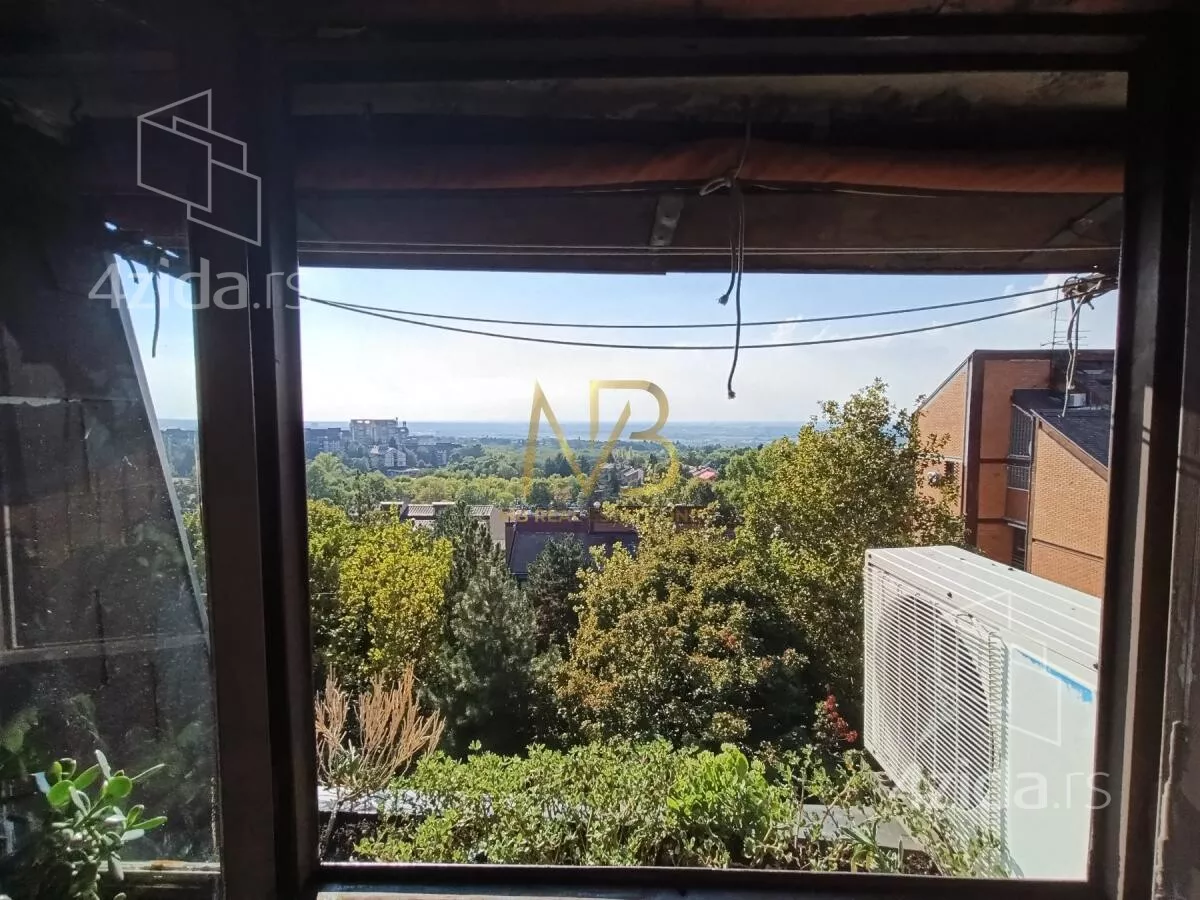 Četvoroiposoban stan | 4zida