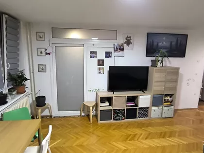 Radnička 34 | 4zida.rs