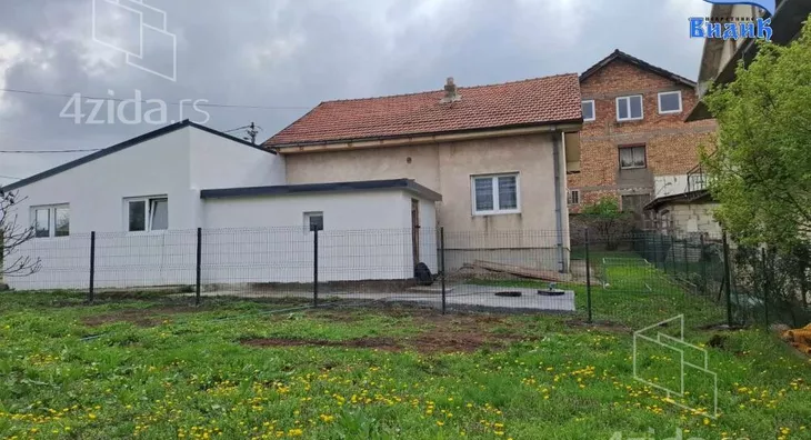 Kuća | 4zida