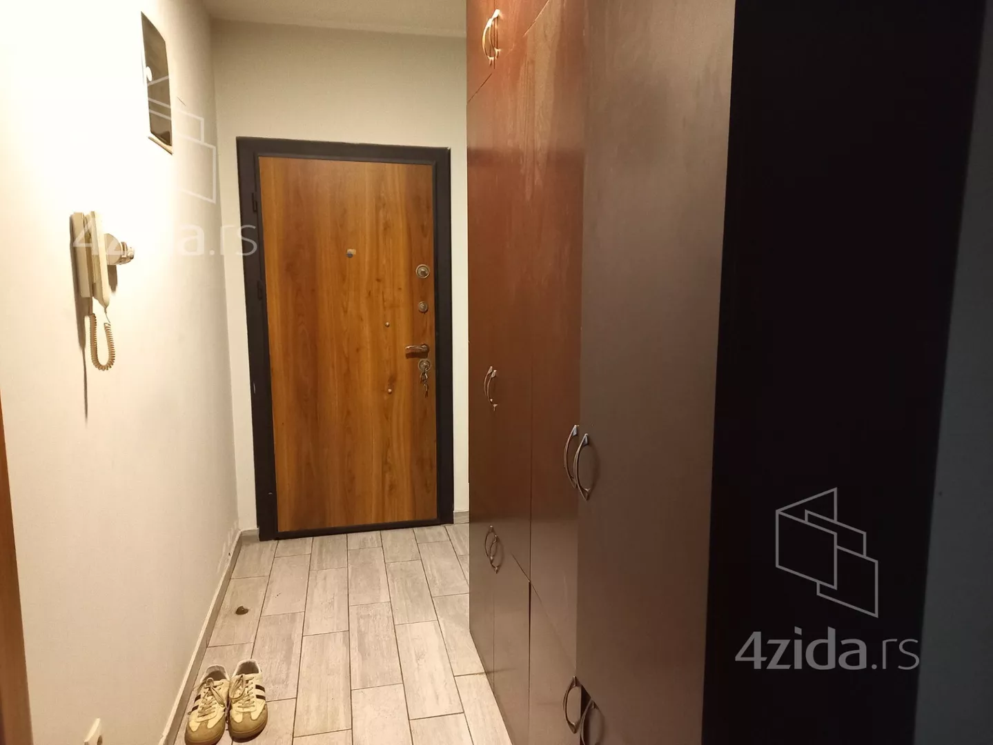 Garsonjera | 4zida