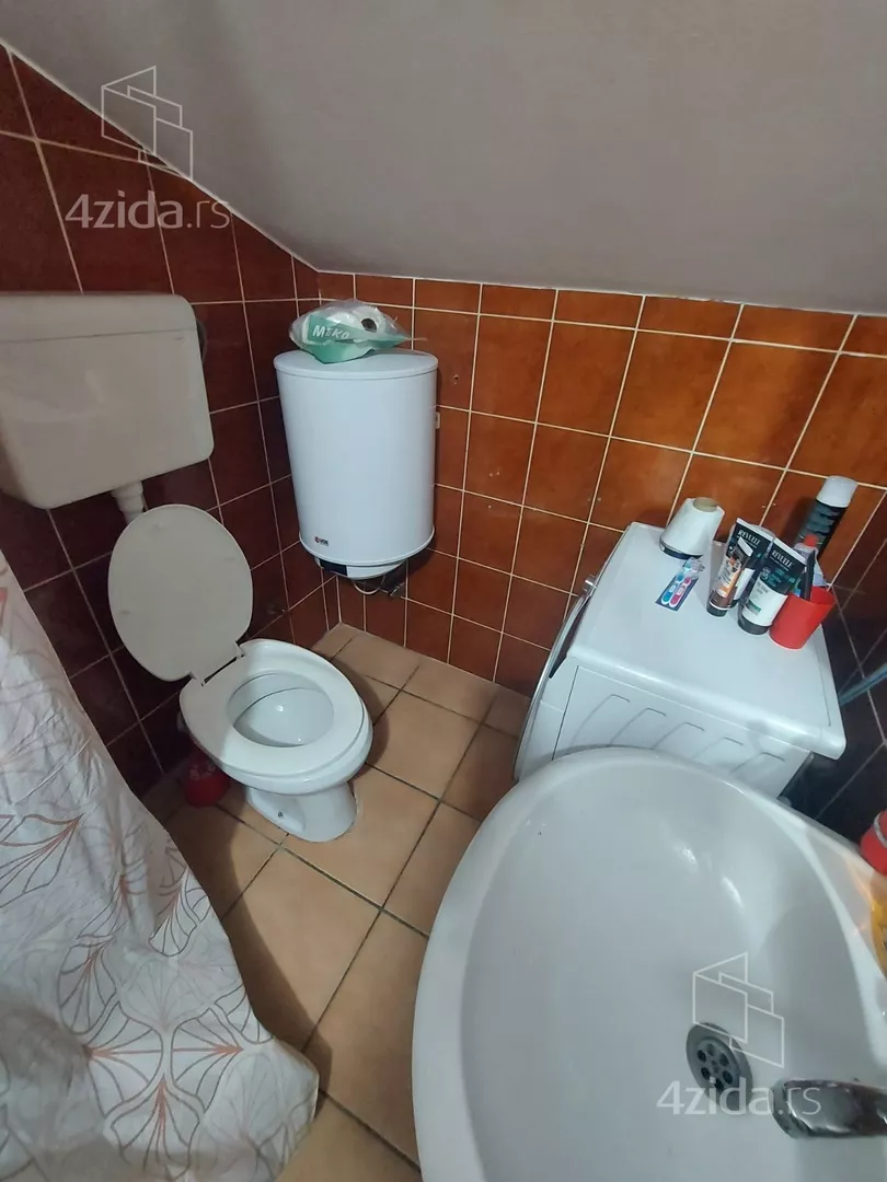 Garsonjera | 4zida