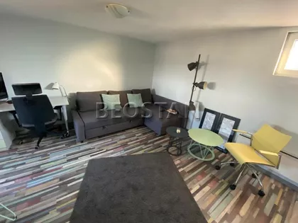 Jevremova | 4zida.rs