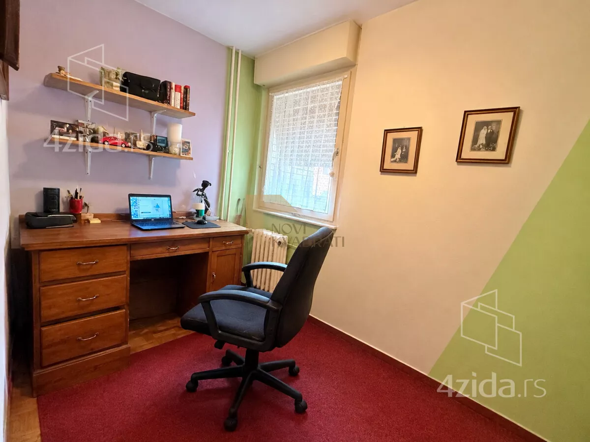 Četvoroiposoban stan | 4zida