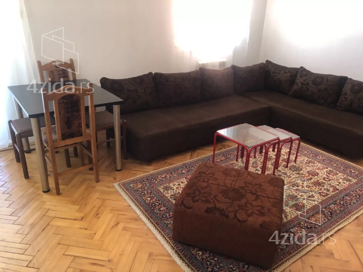 Garsonjera | 4zida